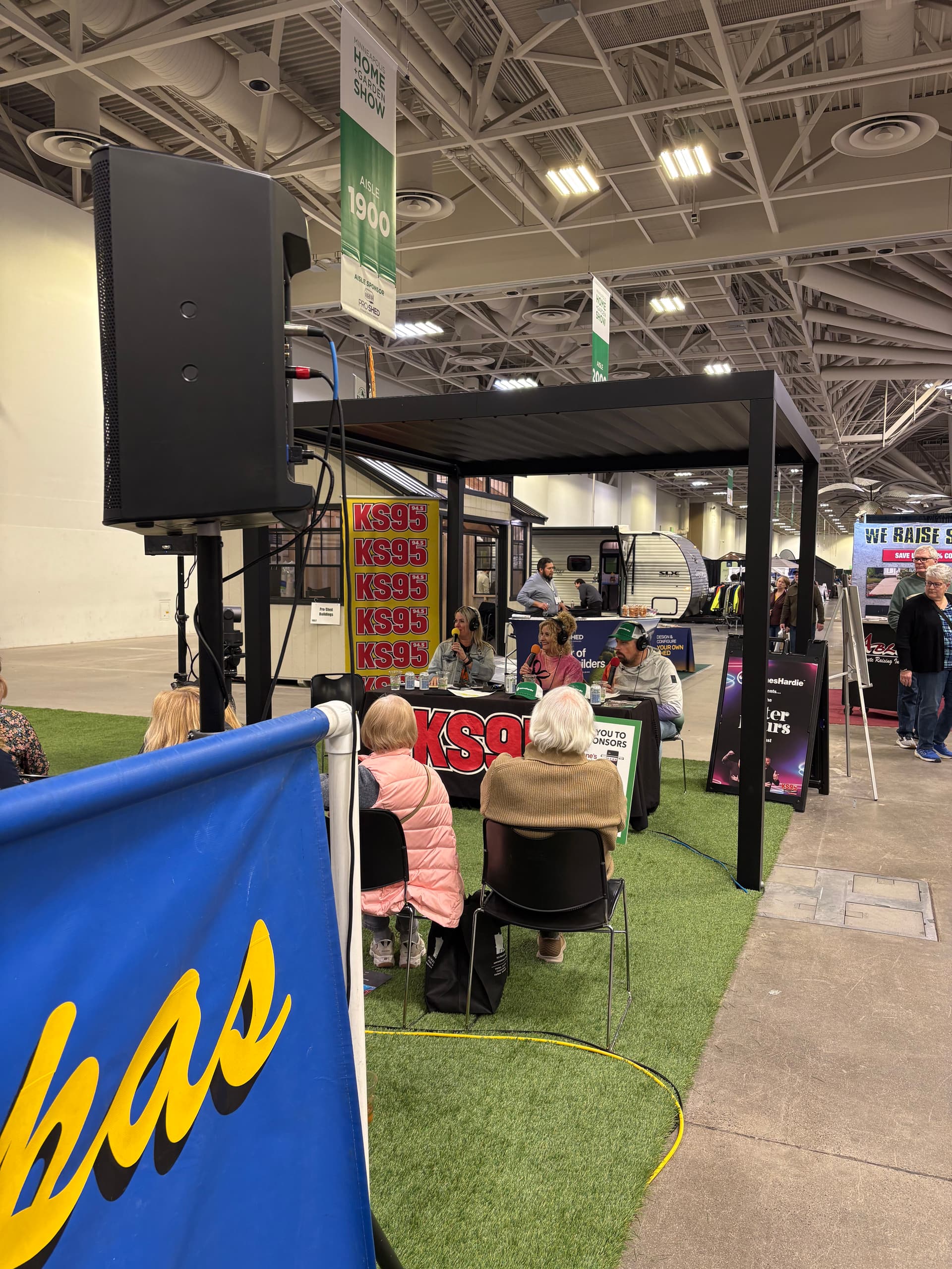 Gallery photos for Fun Times at the MN Home & Garden Show - Visit Our Booths: Image #4