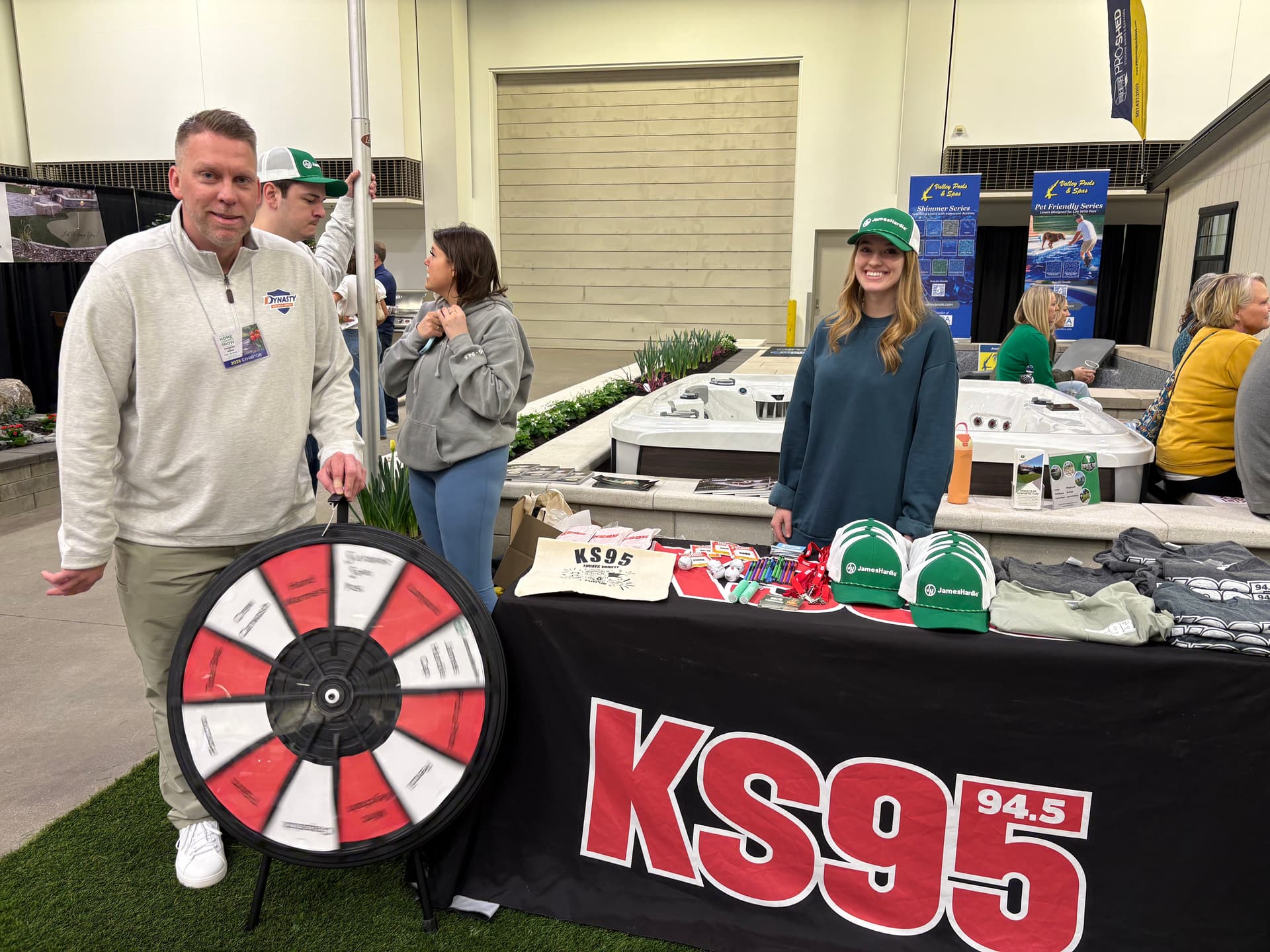 Gallery photos for Fun Times at the MN Home & Garden Show - Visit Our Booths: Image #2