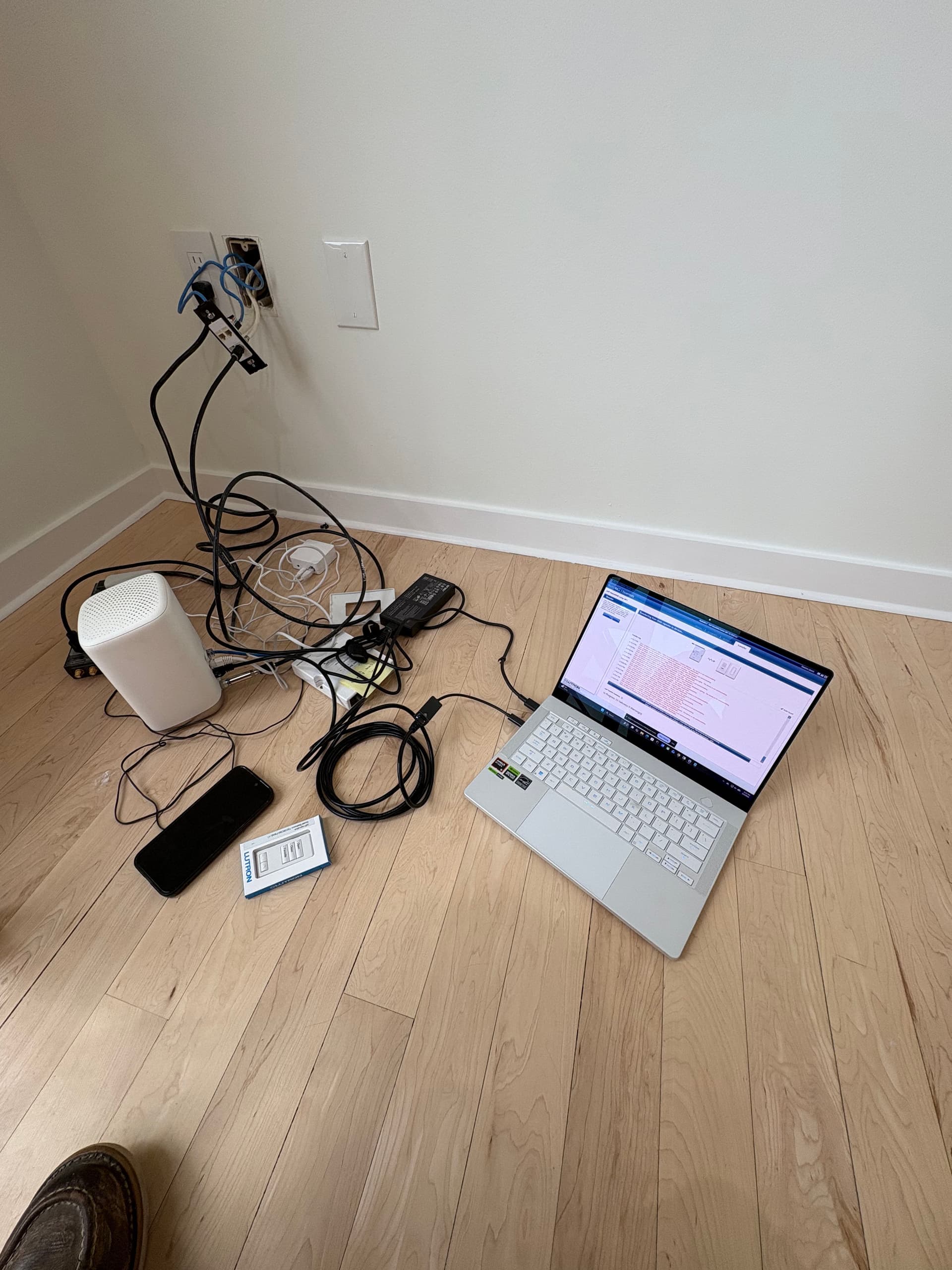 Gallery photos for Smart Control Installation in Lakeview Condo: Image #4