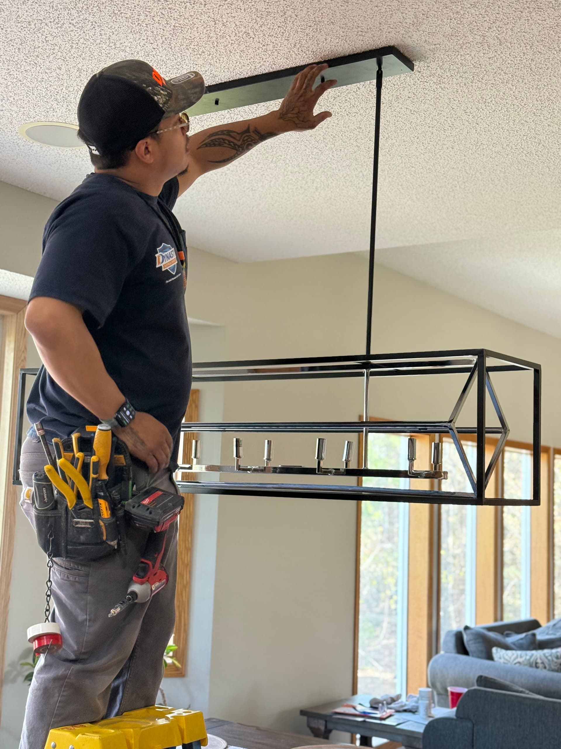 Gallery photos for Drop chandelier installation in a dining room in inver grove heights: Image #1