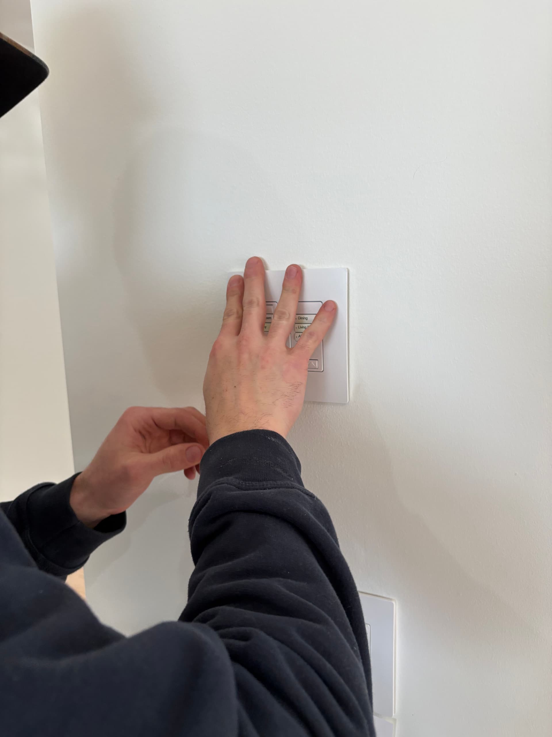 Gallery photos for Smart Control Installation in Lakeview Condo: Image #3