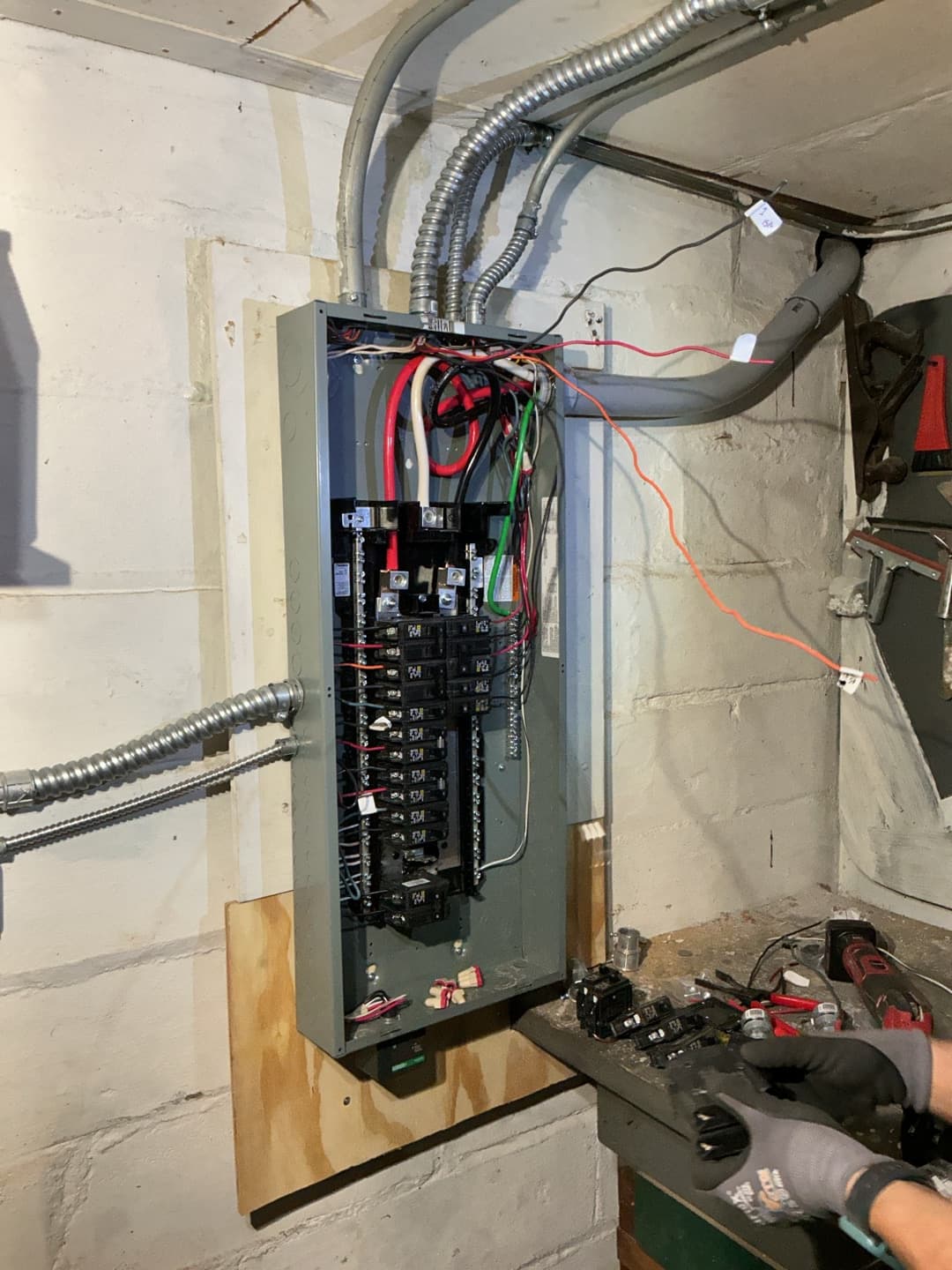 Gallery photos for Fuse Panel Replacement and 200-Amp Service Upgrade in Merriam Park: Image #2